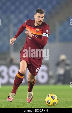 ROME, ITALY - December 23 : Edin Dzeko  of AS Roma in action during the Serie A soccer match between AS Roma and Cagliari at Stadio Olimpico on December 23,2020 in Rome Italy  / LM Credit: LiveMedia/Ģ����ý Live News Stock Photo