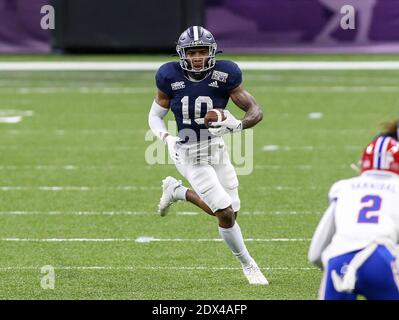 New Orleans, LA, USA. 23rd Dec, 2020. Georgia Southern receiver Darius Lewis (10) runs for extra yards during the R L Carriers New Orleans Bowl between the Louisiana Tech Bulldogs and the Georgia Southern Eagles at the Mercedes Benz Superdome in New Orleans, LA. Jonathan Mailhes/CSM/Alamy Live News Stock Photo