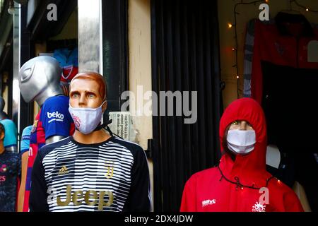 23rd December 2020 La Paz Bolivia A Mannequin Wearing A Face Mask As Protection Against The Covid 19 Coronavirus On The Street Outside A Sports Shop In La Paz Stock Photo Alamy