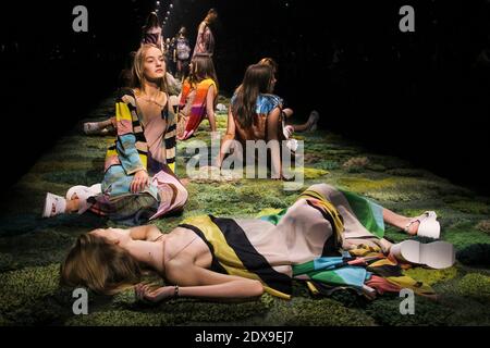 A model displays a creation for Dries Van Noten Spring-Summer 2015 Ready-To-Wear collection show in Paris, France, on September 24, 2014. Photo by Alain Gil-Gonzalez/ABACAPRESS.COM Stock Photo