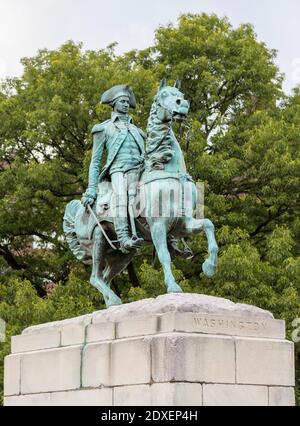 USA, Washington DC, Equestrian statue of George Washington at Washington Circle Stock Photo