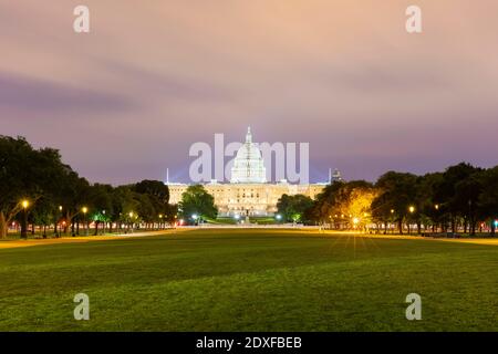 USA, Washington DC, Eastern end of National Mall at night with United States Capitol in background Stock Photo