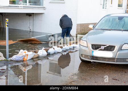 Willingham Cambridgeshire, UK. 24th Dec, 2020. Many areas of the village are underwater today after heavy and persistent rain yesterday. Flooding affected low lying areas and where drainage systems failed to cope with the large volume of water. Credit: Julian Eales/Alamy Live News Stock Photo