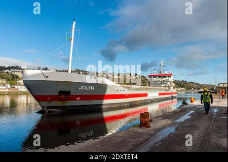 Cork, Ireland. 24th Dec, 2020. General Cargo ship 'Jolyn' docks at Kennedy Quay this afternoon carrying a load of animal feed. She sails on 30th December. Credit: AG News/Alamy Live News Stock Photo