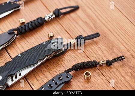 Paracord knife lanyard- small 