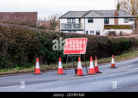 Northampton, UK 25th December 2020. Billing Aquadrome residents were evacuated yesterday the 24th because the river Nene flooded after 24 hrs of heavy torrential rain on the 23rd, today the flooding is worse with more properties and fields flooded. Credit: K J Smith./Alamy Live Stock Photo