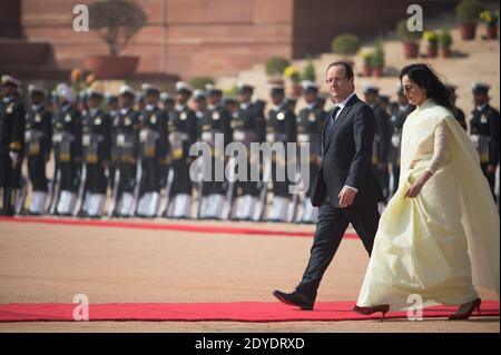 https://l450v.alamy.com/450v/2dydrxd/frances-president-francois-hollande-2r-reviews-a-guard-of-honour-during-a-ceremony-at-the-rashtrapati-bhavan-presidential-palace-in-new-delhi-india-on-february-14-2013-hollande-embarked-on-a-fresh-push-to-clinch-a-9-billion-euro-sale-of-rafale-fighter-jets-as-he-held-talks-in-india-on-his-first-visit-to-asia-since-taking-office-the-socialist-president-was-accompanied-by-a-high-powered-delegation-of-five-ministers-including-foreign-minister-laurent-fabius-and-defence-minister-jean-yves-le-drian-and-the-chiefs-of-more-than-60-top-french-companies-photo-by-poolabacapresscom-2dydrxd.jpg