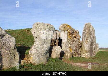 West Kennet Long Barrow neolithic tomb near Silbury Hill, Wiltshire Stock Photo