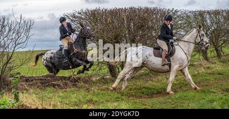 Temple Bruer, Lincolnshire, UK. 26th December 2020. Despite the cancellation of the traditional Boxing Day meets in many towns across the country, due to coronavirus restrictions, the Cranwell Bloodhounds had a home meet that attracted many riders and supporters. Credit: Matt Limb OBE/Alamy Live News Stock Photo