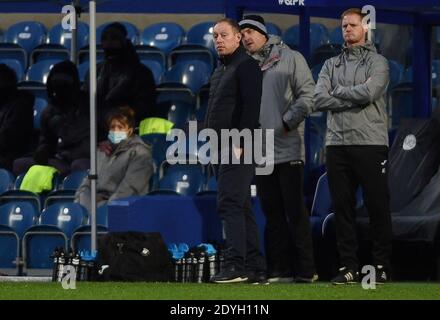 London, UK. 26th Dec, 2020. Swansea City manager Steve Cooper on the touchline during the Sky Bet Championship match at The Kiyan Prince Foundation Stadium, London Picture by Daniel Hambury/Focus Images/Sipa USA 26/12/2020 Credit: Sipa USA/Alamy Live News Stock Photo