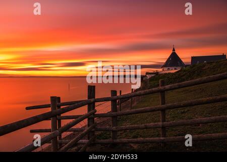 GOLDCLIFF, NEWPORT AT SUNRISE Stock Photo