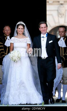 Princess Madeleine of Sweden and Christopher O'Neill smile at wellwishers following their marriage ceremony in the Royal Chapel inside the Royal Palace in Stockholm, Sweden on Saturday June 8, 2013. Photo by Patrick Bernard/ABACAPRESS.COM Stock Photo