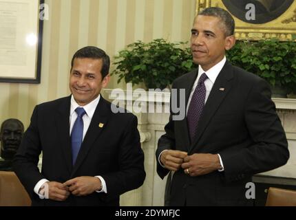 U.S. President Barack Obama (R) meets with President Ollanta Humala of Peru in the Oval Office of the White House in Washington, DC, USA on June 11, 2013. Photo by Yuri Gripas/Pool/ABACAPRESS.COM Stock Photo