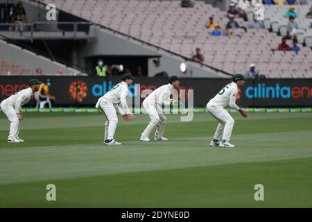 MELBOURNE, AUSTRALIA - DECEMBER 27 2020: The Australian Slip Players during day two of the Second Vodafone Test cricket match between Australia and India at the Melbourne Cricket Ground- Image Credit: brett keating/Alamy Live News Stock Photo