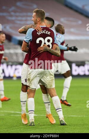 London, UK. 27th Dec, 2020. Tomáš Souček of West Ham United scores to make it 2-2 and celebrates during the Premier League match between West Ham United and Brighton and Hove Albion at the London Stadium, Queen Elizabeth Olympic Park, London, England on 27 December 2020. Photo by Ken Sparks. Editorial use only, license required for commercial use. No use in betting, games or a single club/league/player publications. Credit: UK Sports Pics Ltd/Alamy Live News Stock Photo