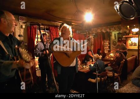 IRELAND / Glencullen/Johnny Fox's Pub in Glencullen. Traditional pub in mountain location with live music. Stock Photo