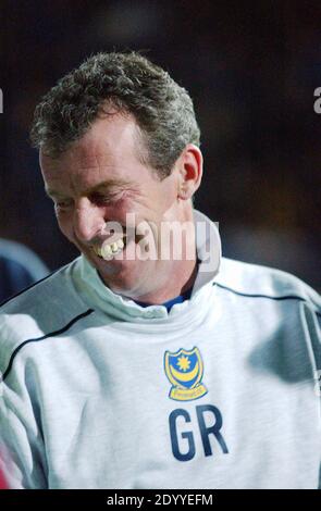 PORTSMOUTH MANAGER EX ARSENAL GRAHAM RIX 2001 Stock Photo