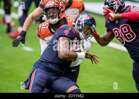 Cincinnati Bengals linebacker Germaine Pratt (57) and defensive end Cameron  Sample (96) react during an NFL wild-card playoff football game against the  Las Vegas Raiders, Saturday, Jan. 15, 2022, in Cincinnati. (AP