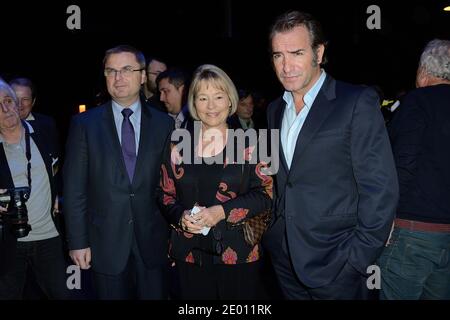 Paris Judiciary Police Director Christian Flaesch and Jean Dujardin attending a ceremony awarding the 67th Quai des Orfevres literary Price in Paris, France on November 12, 2013. Photo by Nicolas Briquet/ABACAPRESS.COM Stock Photo