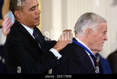 U.S. President Barack Obama awards the Presidential Medal of Freedom to Ben Bradlee, former Executive Editor of the Washington Post, in the East Room at the White House in Washington, DC, USA, on November 20, 2013. Photo by Olivier Douliery/ABACAPRESS.COM Stock Photo