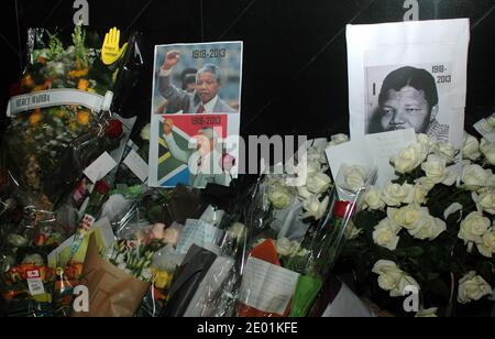 French people pay tribute to Nelson Mandela in front of South African embassy in Paris, France on December 6, 2013. Photo by Alain Apaydin/ABACAPRESS.COM Stock Photo