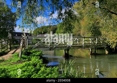 Summer view of Wadenhoe mill, river Nene, Wadenhoe village ...