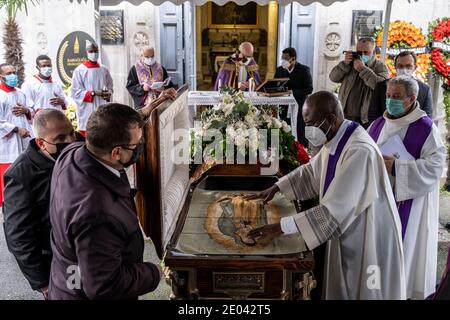 Funeral ceremony of Bishop Rubén Tierrablanca Gonzalez, who died on the evening of Tuesday 22 December due to the effects of Covid-19, celebrated at the Catholic Cathedral dedicated to the Holy Spirit, in the neighborhood of Harbiye, and buried in the Latin Catholic cemetery of Feriköy, in Istanbul, Turkey, on December 29, 2020. Nominated by Pope Francis in 2016 as Apostolic Vicar in Istanbul, Apostolic Administrator of the Exarchate for Catholics of Latin Rite and Titular Bishop of Tubernuca, Mexico born Bishop Rubén Tierrablanca Gonzalez died at the age of 68. In 2018 he was appointed Presid Stock Photo