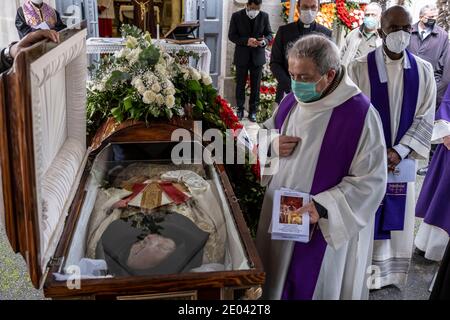 Funeral ceremony of Bishop Rubén Tierrablanca Gonzalez, who died on the evening of Tuesday 22 December due to the effects of Covid-19, celebrated at the Catholic Cathedral dedicated to the Holy Spirit, in the neighborhood of Harbiye, and buried in the Latin Catholic cemetery of Feriköy, in Istanbul, Turkey, on December 29, 2020. Nominated by Pope Francis in 2016 as Apostolic Vicar in Istanbul, Apostolic Administrator of the Exarchate for Catholics of Latin Rite and Titular Bishop of Tubernuca, Mexico born Bishop Rubén Tierrablanca Gonzalez died at the age of 68. In 2018 he was appointed Presid Stock Photo