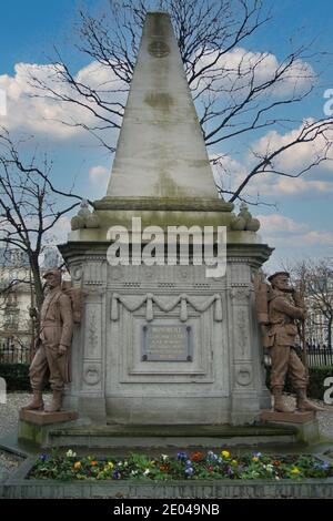 Memorial to the solders and sailors who died during the siege of France in 1870-71 Stock Photo