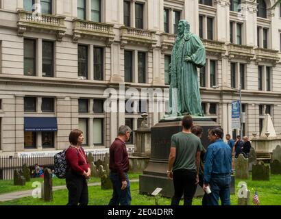 John Watts statue at Trinity Church cemetery Manhattan NYC Stock Photo