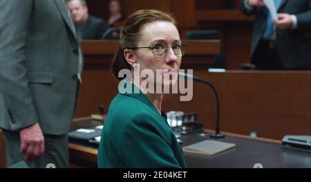 Iliza Shlesinger, Ellen Burstyn, Sarah Snook, Pieces of a Woman (2020)  Credit: Benjamin Loeb / Netflix / The Hollywood Archive Stock Photo - Alamy