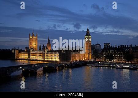 GREAT BRITAIN / England / London / The Uk Parliament ' House of Commons ' from the Southbank of the river Thames. Stock Photo