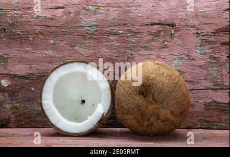 Dried coconut fruits in natura. Coconut fruit in Natura, 100% natural, without chemical preservatives. Fruit rich in nutrients that contribute a lot t Stock Photo