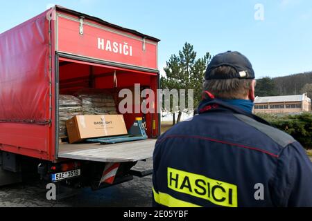 Zbiroh, Czech Republic. 30th Dec, 2020. The Czech Republic send equipment worth about five million crowns to Croatia hit by an earthquake. Firefighters were preparing equipment in Zbiroh, Czech Republic, December 30, 2020. Credit: Miroslav Chaloupka/CTK Photo/Alamy Live News Stock Photo