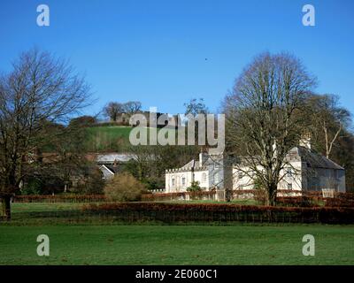 13th-century-restormel-castle-overlooks-the-16th-century-restormel