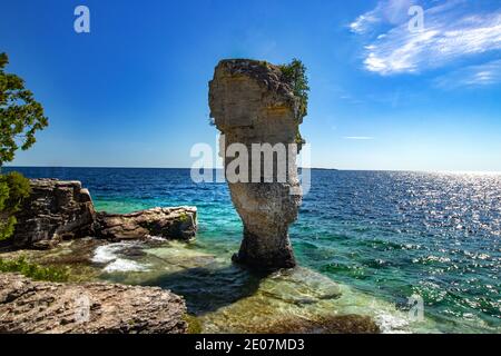 Hot summer day at the Flower pot island, Lake Huron, ON. Spectacular scenery in the summer in Georgian Bay in ON, Canada. There are over 30,000 island Stock Photo