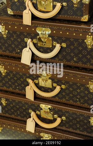 Guests attend the 'Maison Louis Vuitton Roma Etoile' Opening Party on  News Photo - Getty Images