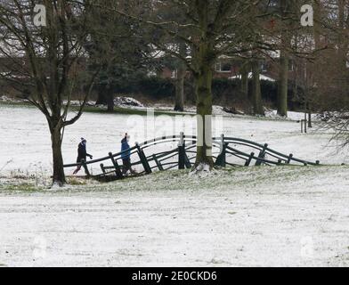 Lurgan Park, County Armagh, Northern Ireland, 31 Dec 2020. UK weather - last day of the year and first snowfall of the winter in Lurgan Park. Credit: David Hunter/Alamy Live News. Stock Photo
