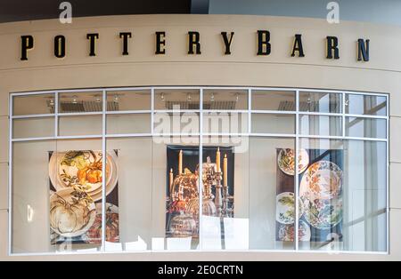 169 Pottery Barn Store Stock Photos, High-Res Pictures, and Images