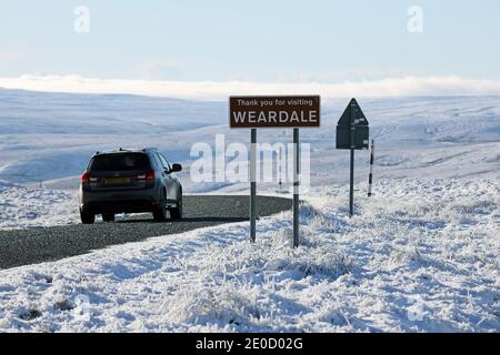 Teesdale, County Durham, UK. 31st December 2020. UK Weather.  The landscape of Upper Teesdale in the North Pennines became a beautiful winter wonderland of powder blue skies, ice and snow on the final day of 2020. Credit: David Forster/Alamy Live News Stock Photo