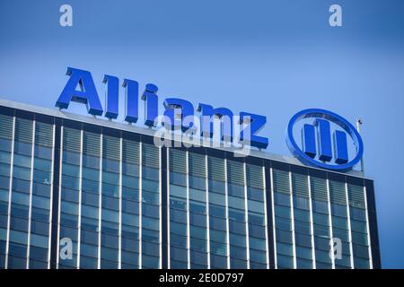 Allianz Versicherung, Elsenstrasse, Treptowers, Treptow, Berlin, Deutschland Stock Photo
