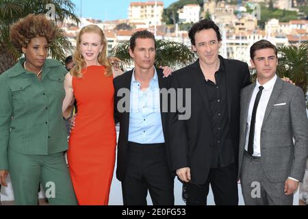 Macy Gray, Nicole Kidman, Matthew McConaughey, John Cusack and Zac Efron attending the 'Paperboy' photocall during the 65th Annual Cannes Film Festival at the Palais des Festivals in Cannes, southern France on May 24, 2012. Photo by Frederic Nebinger/ABACAPRESS.COM Stock Photo