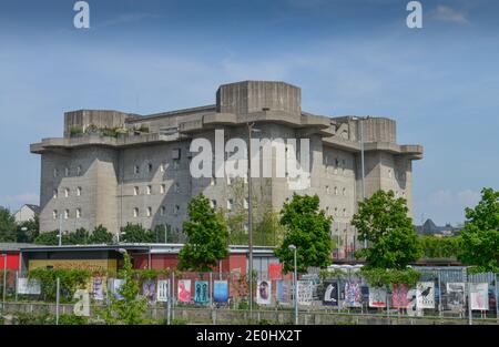 Flakturm IV, Heiligengeistfeld, St. Pauli, Hamburg, Deutschland Stock Photo