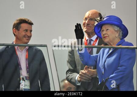 Queen Elizabeth II accompanied by Chairman of the Olympic Delivery Authority Sir John Armitt and LOCOG Chairman Lord Sebastian Coe make a visit to the Aquatics centre during the 2012 London Olympics on July 28, 2012. Photo by Gouhier-Guibbaud-JMP/ABACAPRESS.COM Stock Photo