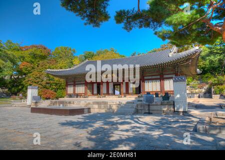 SEOUL, KOREA, OCTOBER 19, 2019: Changgyeonggung palace in Seoul, Republic of Korea Stock Photo