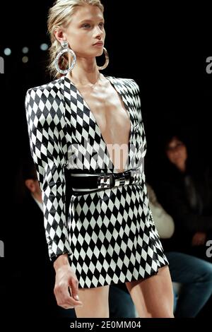 Pierre Balmain Spring 2013 Ready-to-Wear Collection