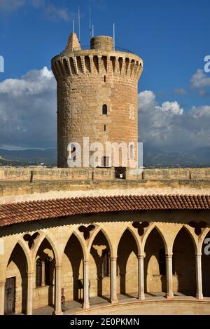 Castell de Bellver - Large tower surrounding a central arched Gothic courtyard, unique among Spanish castles in being entirely round, Palma, Spain. Stock Photo