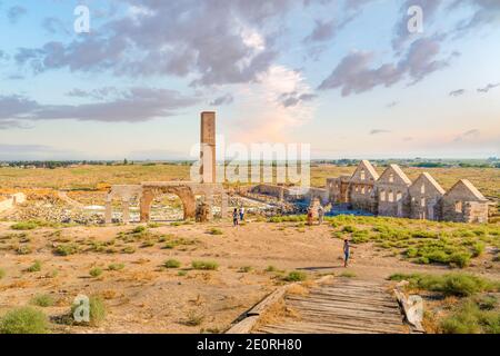 Sanliurfa, Turkey-September 12 2020: Ruins of the ancient city of Harran in mesopotamia  The first islamic university. Ruins of Ulu Cami (The Great Mo Stock Photo