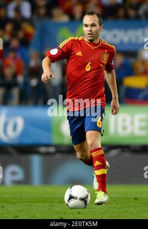 Spain's Andres Iniesta during the World Cup 2014 qualifying soccer match, Spain Vs France at Vicente Calderon stadium in Madrid, Spain on October 16, 2012. Photo by Christian Liewig/ABACAPRESS.COM Stock Photo