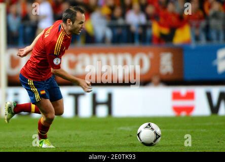 Spain's Andres Iniesta during the World Cup 2014 qualifying soccer match, Spain Vs France at Vicente Calderon stadium in Madrid, Spain on October 16, 2012. Photo by Christian Liewig/ABACAPRESS.COM Stock Photo